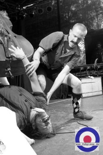 Sirqus Alfon (S) 12. Reggae Jam Festival - Bersenbrueck 13. August 2006 (12).jpg